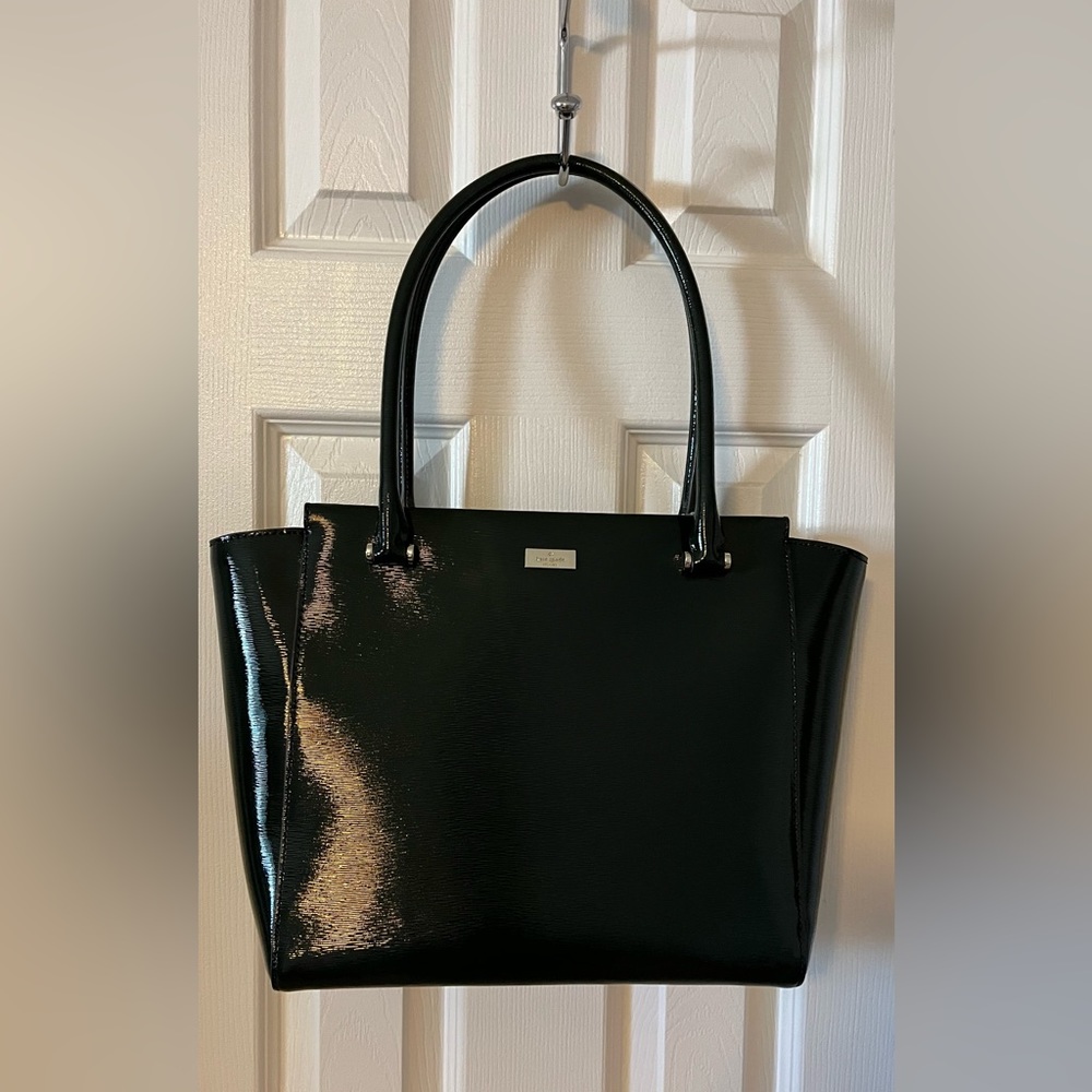 Kate Spade medium tote forest green new with tags